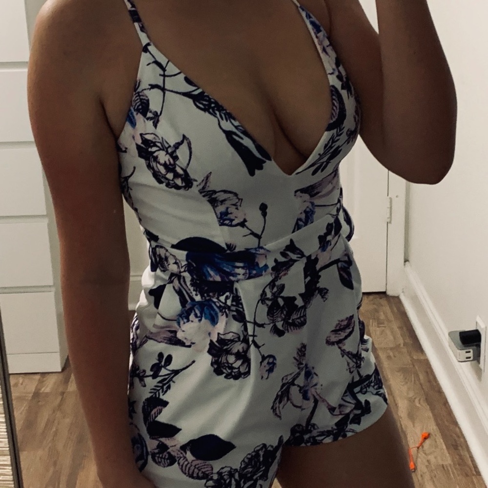 Fashionnova romper